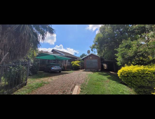 4 BEDROOM HOUSE RENTED IN HAYFIELDS